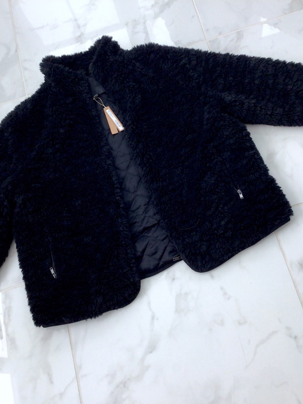 NWT Faux Fur Zip Up Mock Neck Jacket SKIMS (Sold Out) M - Picture 15 of 16